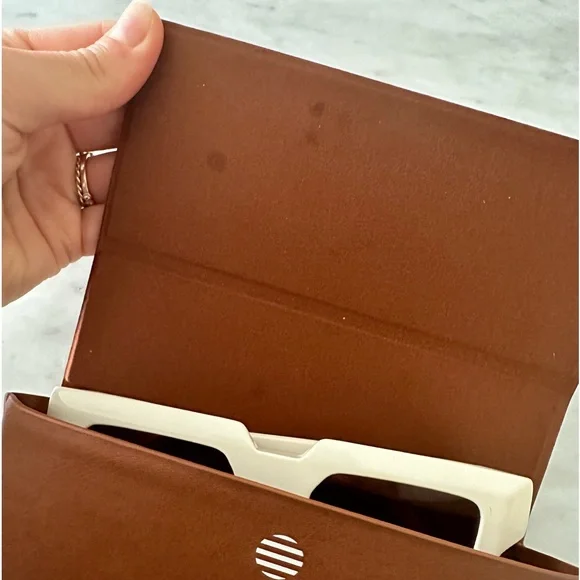 Gia x RHW Sunnies - Ivory Gia x RHW Sunnies - Ivory - www.joarbit.com main image 2